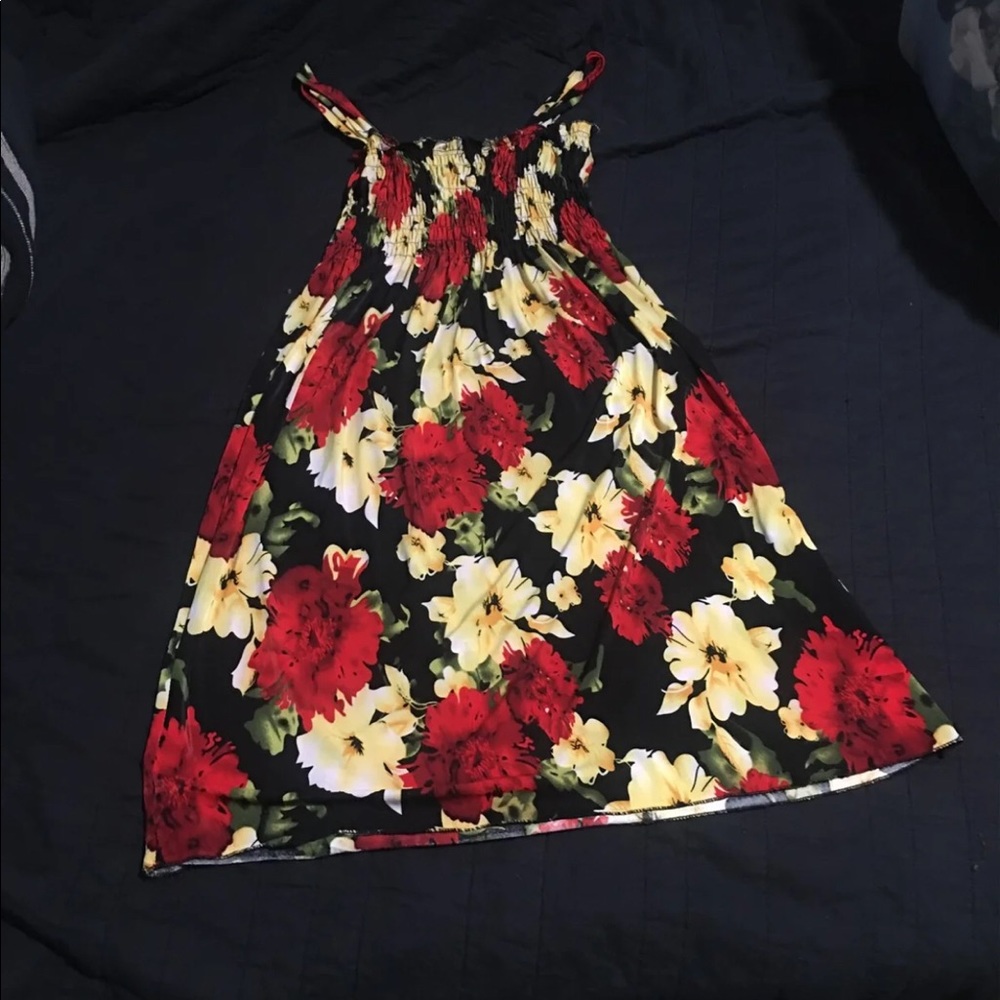Dress - Picture 3 of 3